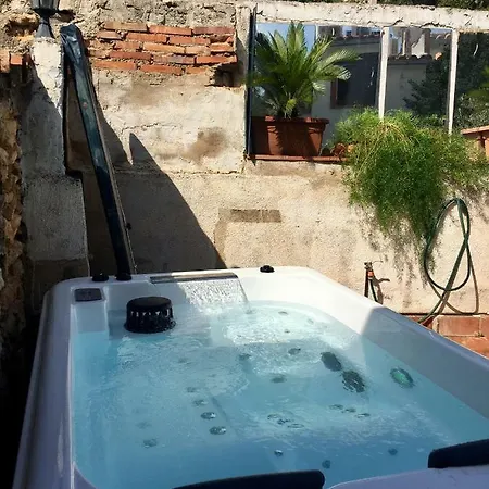 La Olivera Rural Con Piscina Jacuzzi Sauna Y Suites Con Banera Hidro Country house