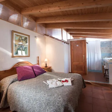 La Olivera Rural Con Piscina Jacuzzi Sauna Y Suites Con Banera Hidro *