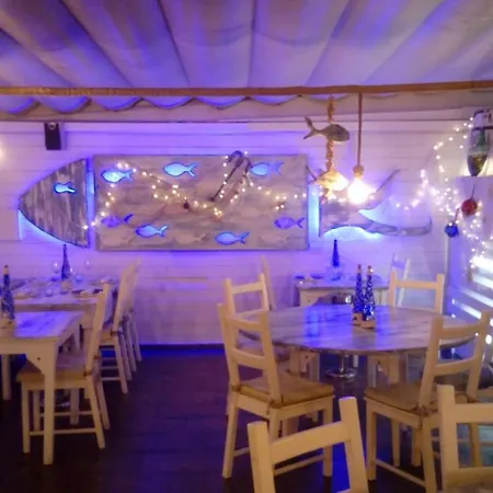 La Olivera Rural Con Piscina Jacuzzi Sauna Y Suites Con Banera Hidro