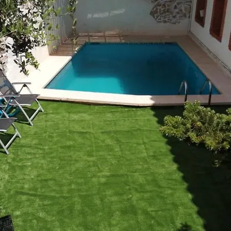 La Olivera Rural Con Piscina Jacuzzi Sauna Y Suites Con Banera Hidro Country house